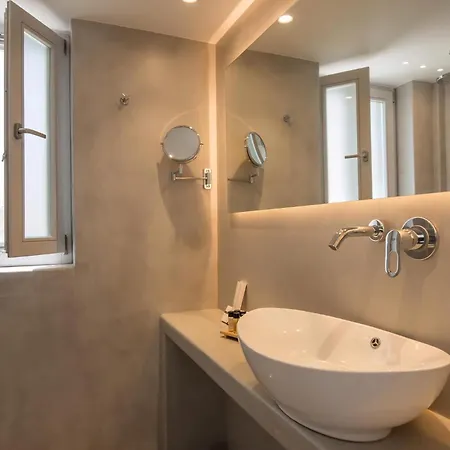 Beautiful Paros 1 Bedroom The Calming Wonderful Sea Views Jacuzzi Naousa Villa Livadia (Paros)